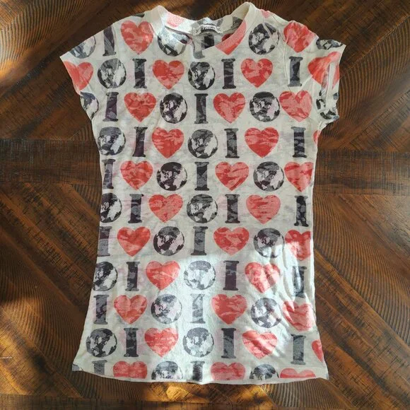 I❤️🌎 Fitted Burnout Tee with Cap Sleeves | Medium - Picture 5 of 7